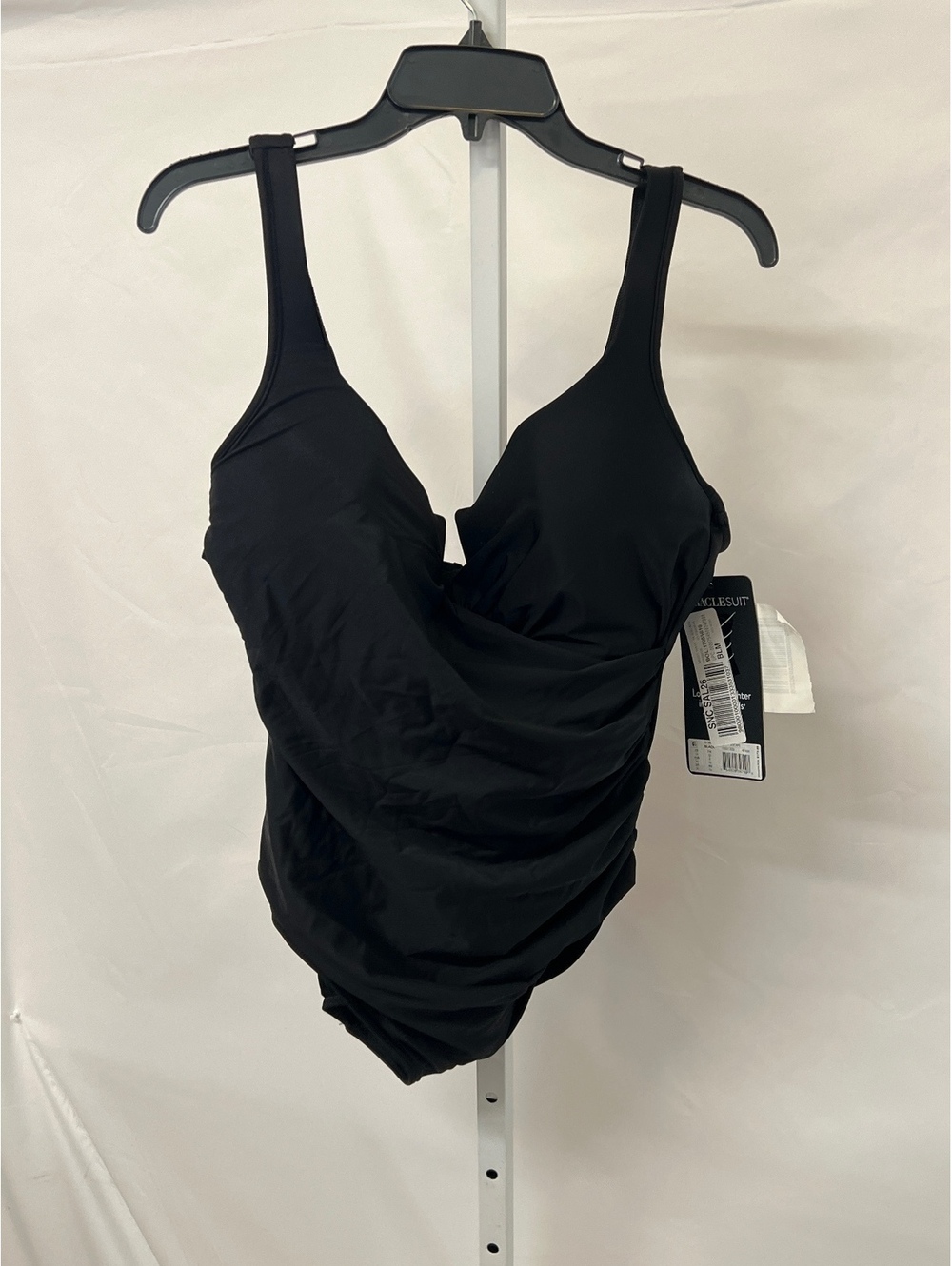 Miraclesuit Plus Size Escape One Piece - Picture 3 of 8
